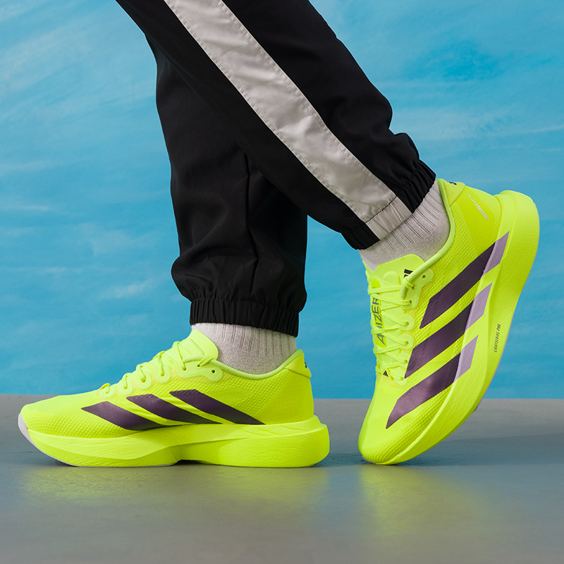 Мужская обувь Adidas, оригинал – обзор и цена Lightweight Road Running Shoes