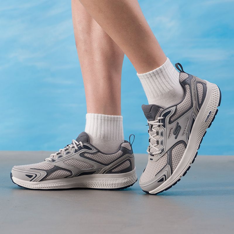 Мужская обувь Skechers, оригин – обзор и цена Lightweight Road Running Shoes